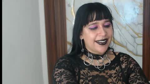 valen_ross7 online show from April 8, 9:45 am