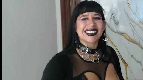 valen_ross7 online show from April 10, 8:41 am