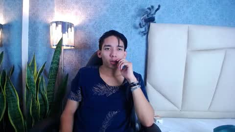 Valenor online show from October 18, 5:11 am