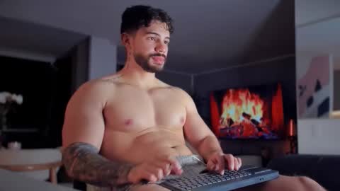 valenthinoking online show from March 2, 2:16 am