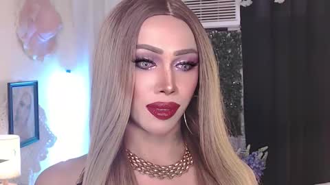 Amanda online show from March 10, 9:24 am