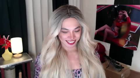 Amanda online show from March 2, 12:01 pm