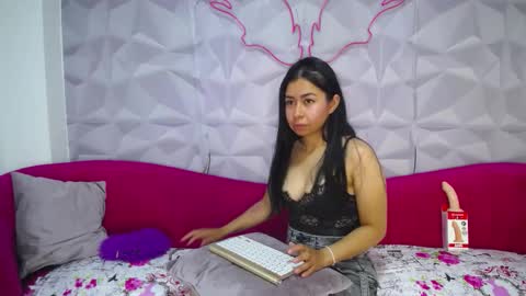 Snapshot of valentina_monroe1 chatting on September 16, 7:50 pm Vale online show from September 16, 7:50 pm