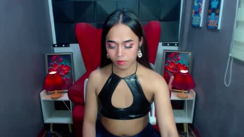 JM  DONT FORGET TO FOLLOW ME online show from March 8, 10:54 am