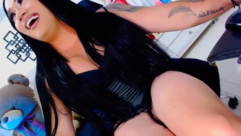    online show from December 5, 2:37 am