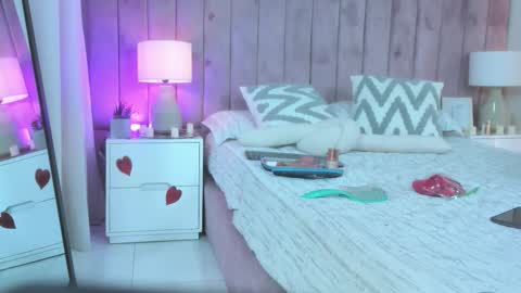 valentino_moretti online show from February 20, 12:07 pm