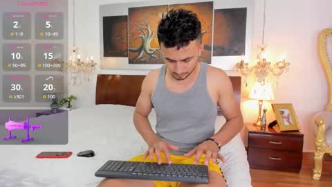  Valentinos  online show from December 4, 8:52 pm