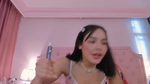 Vale Toro  online show from December 19, 1:50 pm