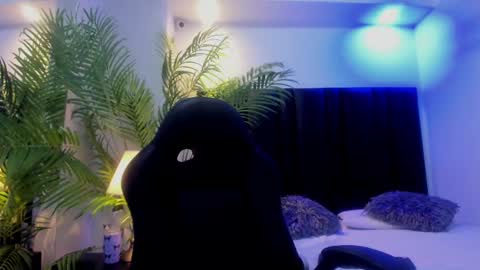 Snapshot of valeri_tafur chatting on September 12, 11:23 am valeri_tafur online show from September 12, 11:23 am