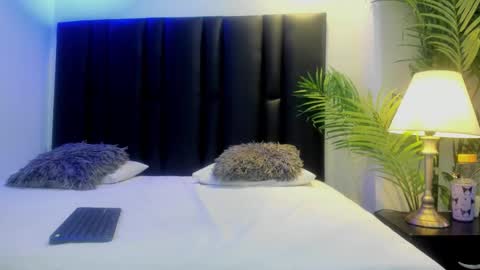 valeri_tafur online show from November 22, 11:08 am