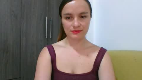 valeriafrannco online show from March 19, 4:07 am