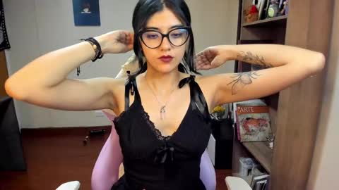 Val  online show from March 2, 3:02 am