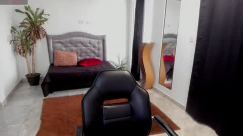 Valerie fox online show from June 26, 6:57 pm