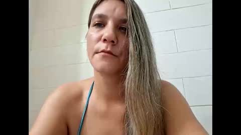 ValerieRayne online show from December 16, 6:31 am