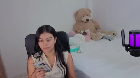 Juli C online show from November 27, 1:46 am