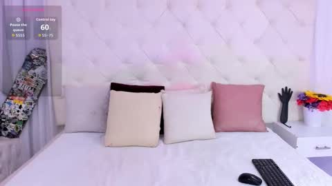 valeria111111 online show from September 19, 12:31 pm
