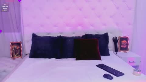 valeria111111 online show from October 9, 11:59 am