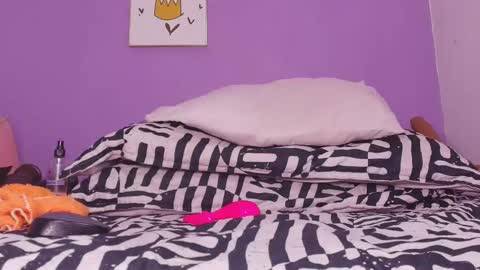 Snapshot of valery_97 chatting on February 25, 6:14 am Valeryn online show from February 25, 6:14 am