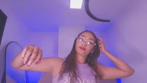 Valeryn online show from April 21, 3:02 am