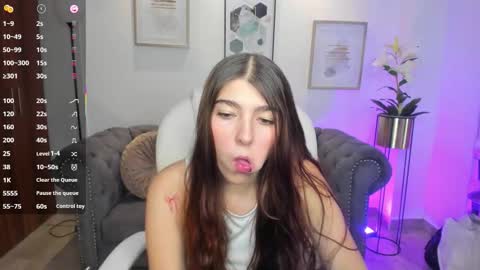  VALERYN online show from November 28, 7:43 pm