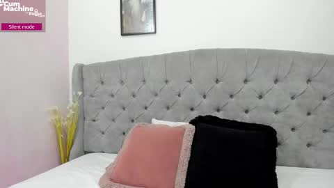 Snapshot of valesskahall chatting on October 16, 12:27 pm Valesskahall online show from October 16, 12:27 pm