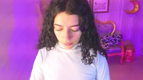 Valkiria  online show from December 3, 1:23 pm