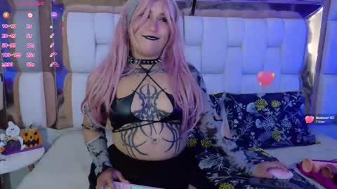 Valkiria moore  online show from October 10, 8:03 pm