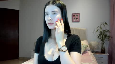 Macarena online show from December 17, 3:13 am