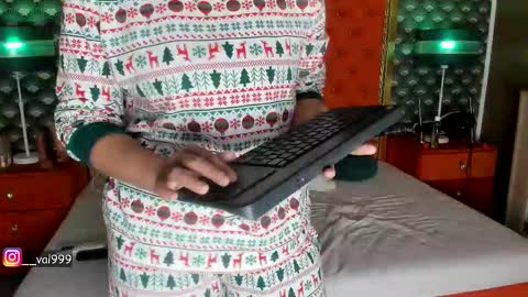 Valerie Val V online show from December 15, 10:28 pm