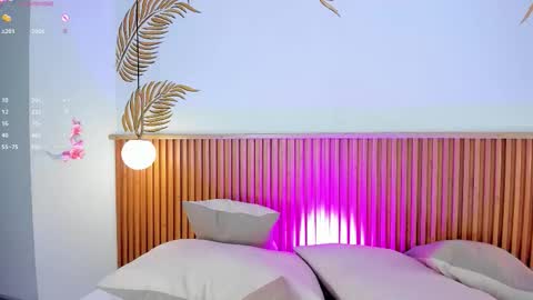 valleriie_ online show from November 25, 4:17 pm