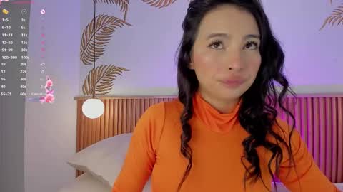 valleriie_ online show from February 26, 5:05 pm