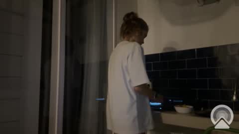 valure_lera online show from March 2, 8:50 pm