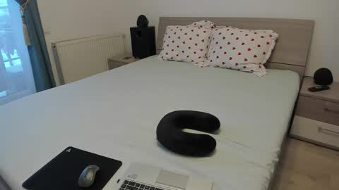 valyvalisimo online show from January 19, 6:56 am