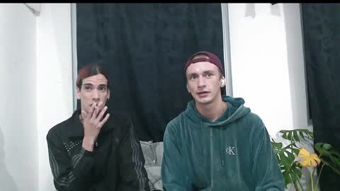 Vamp Noah and Dan online show from December 23, 1:51 am