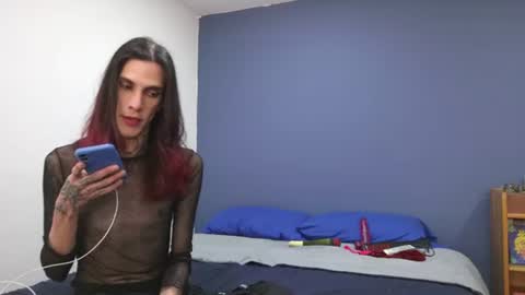 Vamp Noah and Dan online show from July 25, 8:18 pm