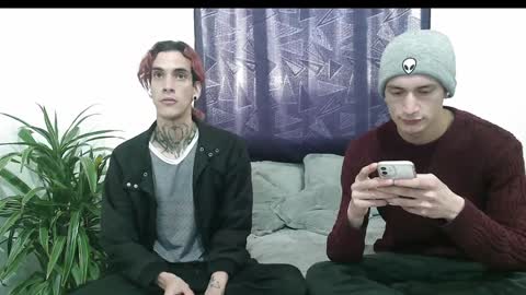 Vamp Noah and Dan online show from December 30, 8:36 pm