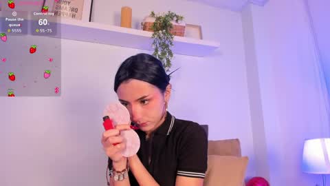 vamp  online show from April 8, 9:51 pm