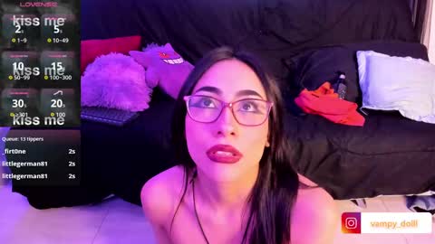 Snapshot of vampy_dolll chatting on September 19, 12:15 am vampy_dolll online show from September 19, 12:15 am
