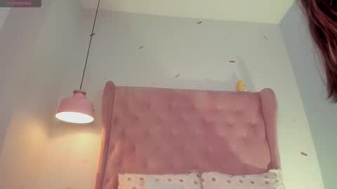 vanelope_evans_ online show from November 16, 1:57 pm