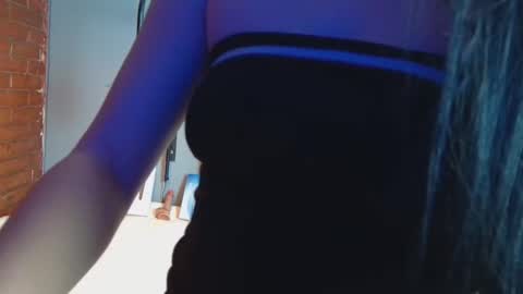 Snapshot of vanessa_frost chatting on October 2, 11:31 am Van online show from October 2, 11:31 am