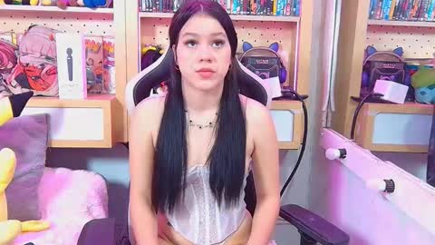 Snapshot of vanessa_frost chatting on October 17, 12:53 pm Van online show from October 17, 12:53 pm