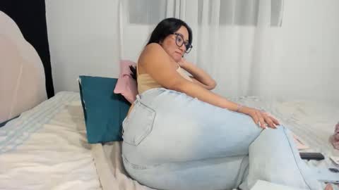 Vanessa online show from November 11, 3:52 am