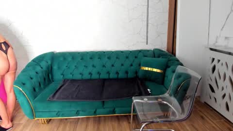 vanessa_posh online show from October 15, 6:42 pm