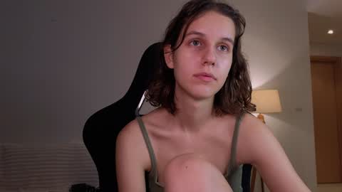 vanessa online show from December 7, 11:12 am