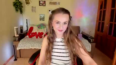 vanessabeautyy online show from July 10, 10:14 pm