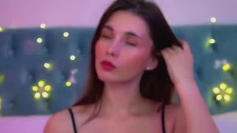 Vanessa online show from December 19, 6:14 pm