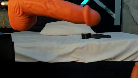 Vanessa Hard online show from January 6, 8:13 pm