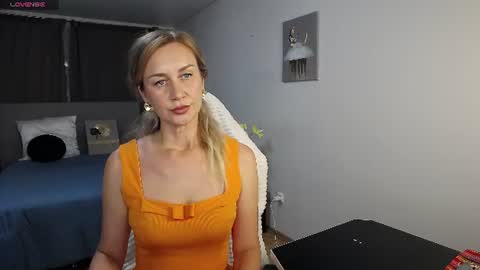 Vanessa  online show from July 1, 5:54 pm