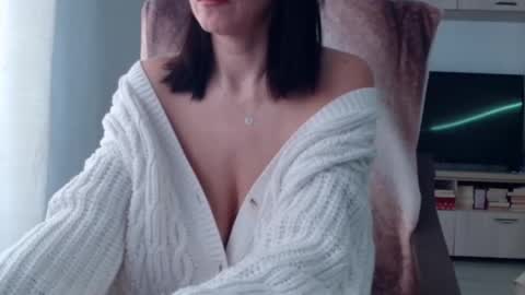 Snapshot of vanessalarahot chatting on October 21, 12:54 pm Vanessa online show from October 21, 12:54 pm