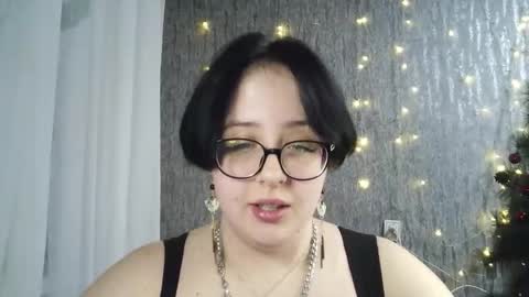 vanessashadow online show from February 9, 7:05 pm